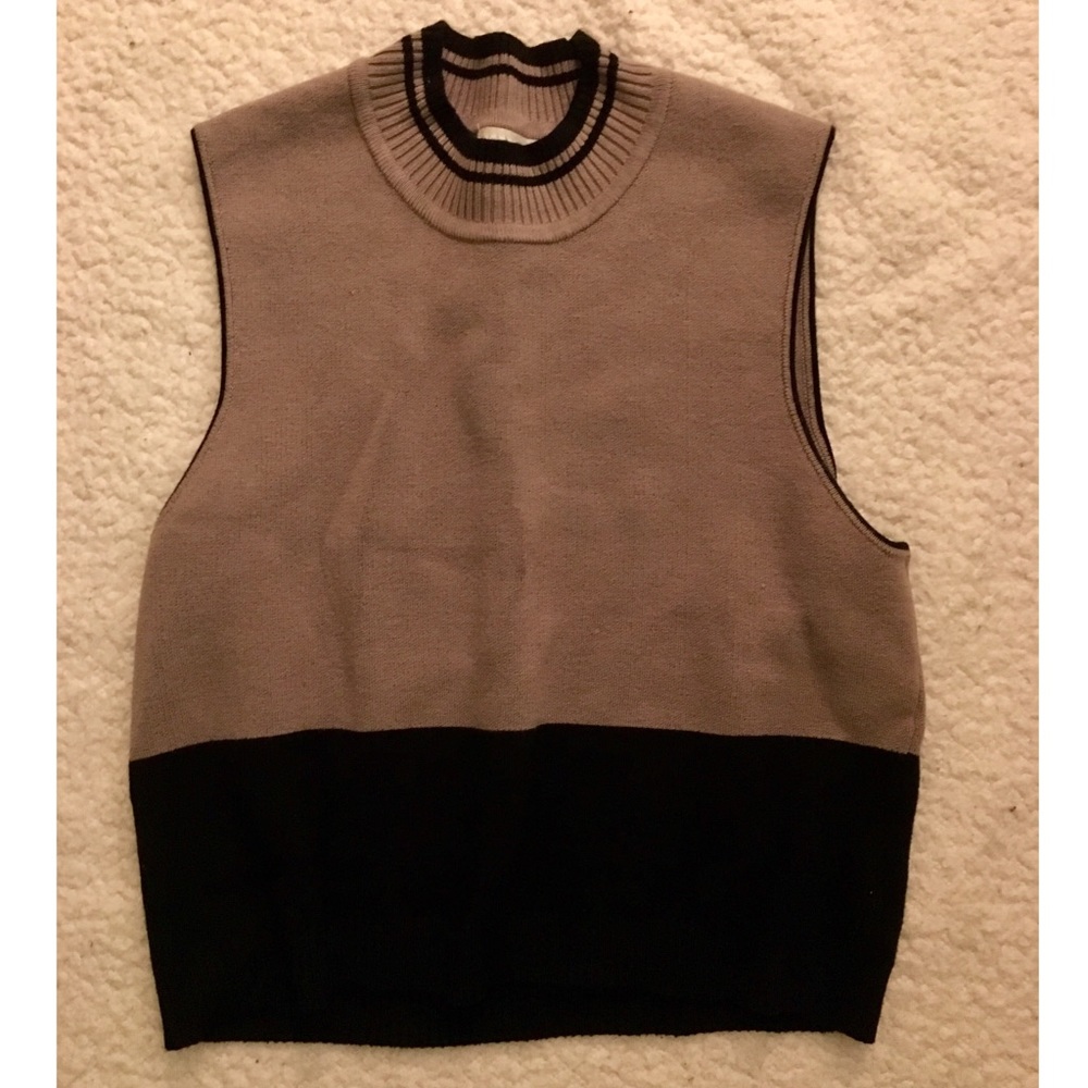 UO Mock Neck Top